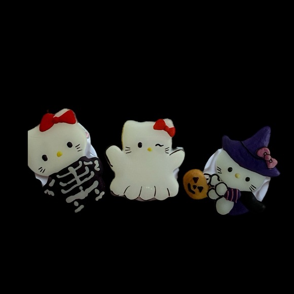 Accessories - Hello Kitty Halloween pop socket Set